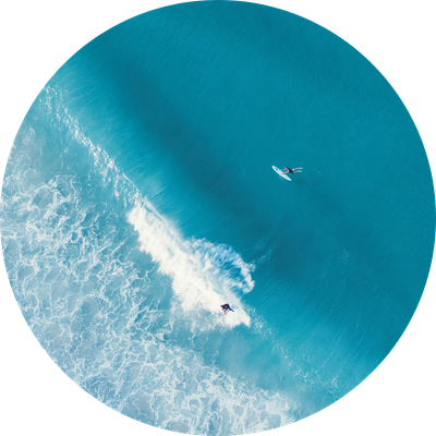 deux surfeur mer vue haut